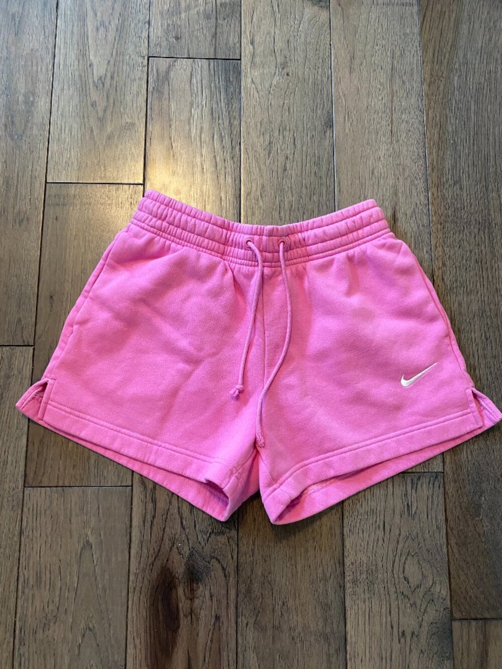 Nike Phoenix Fleece Women's Mid-Rise 4" Shorts - SMALL